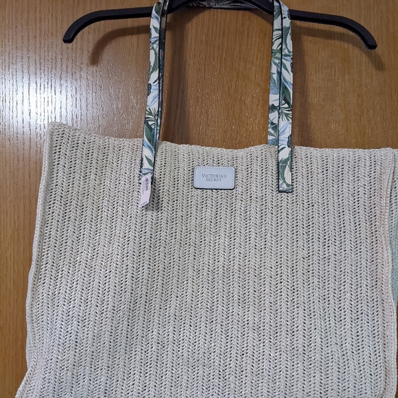 VS Beach Tote - Picture 1 of 3